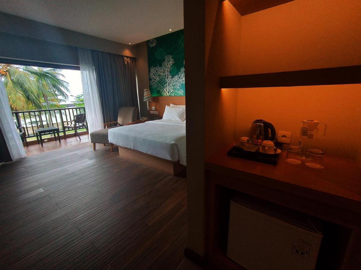 Mercure Manado Tateli Resort&Convention Esterno foto