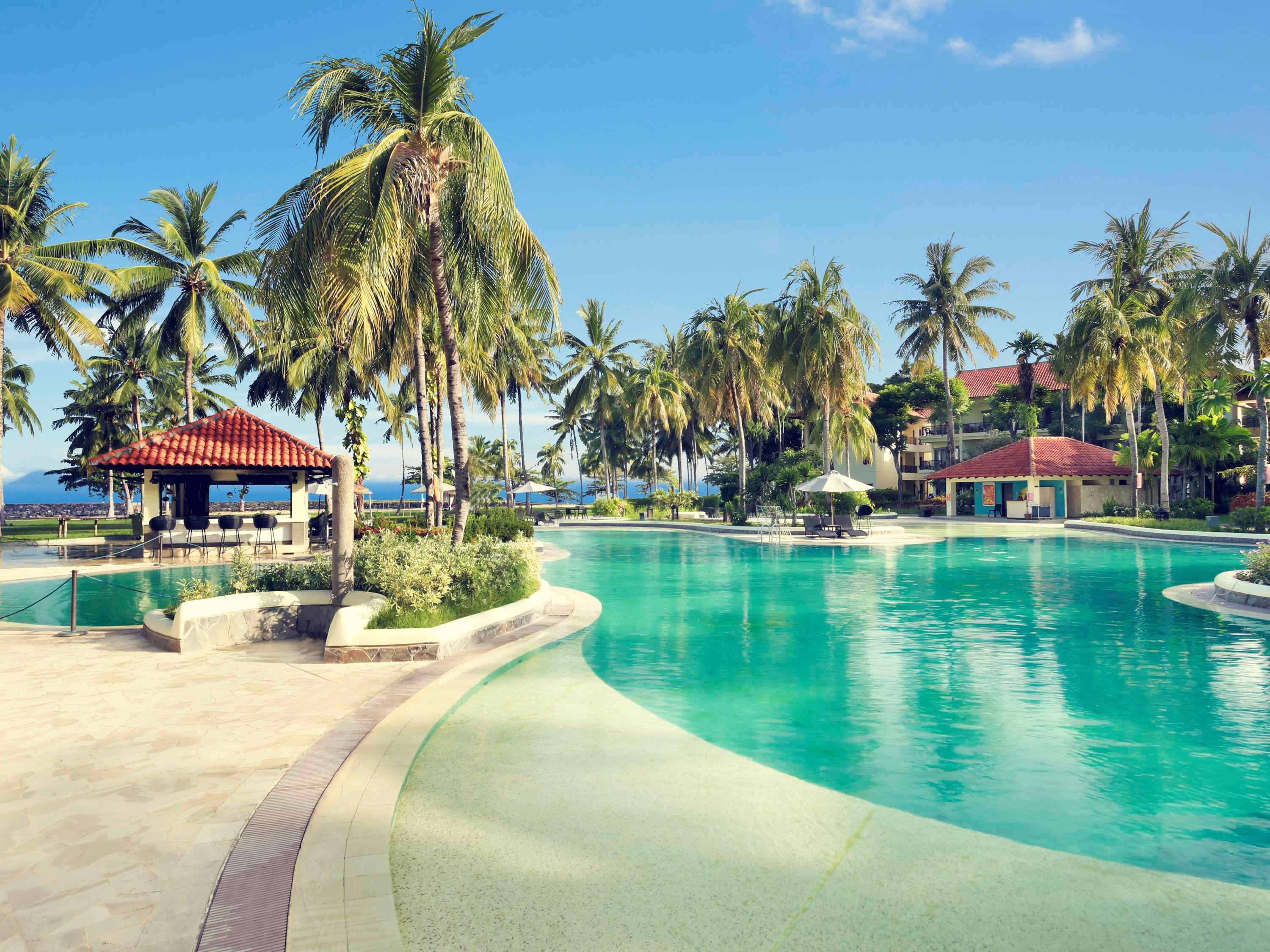 Mercure Manado Tateli Resort&Convention Esterno foto