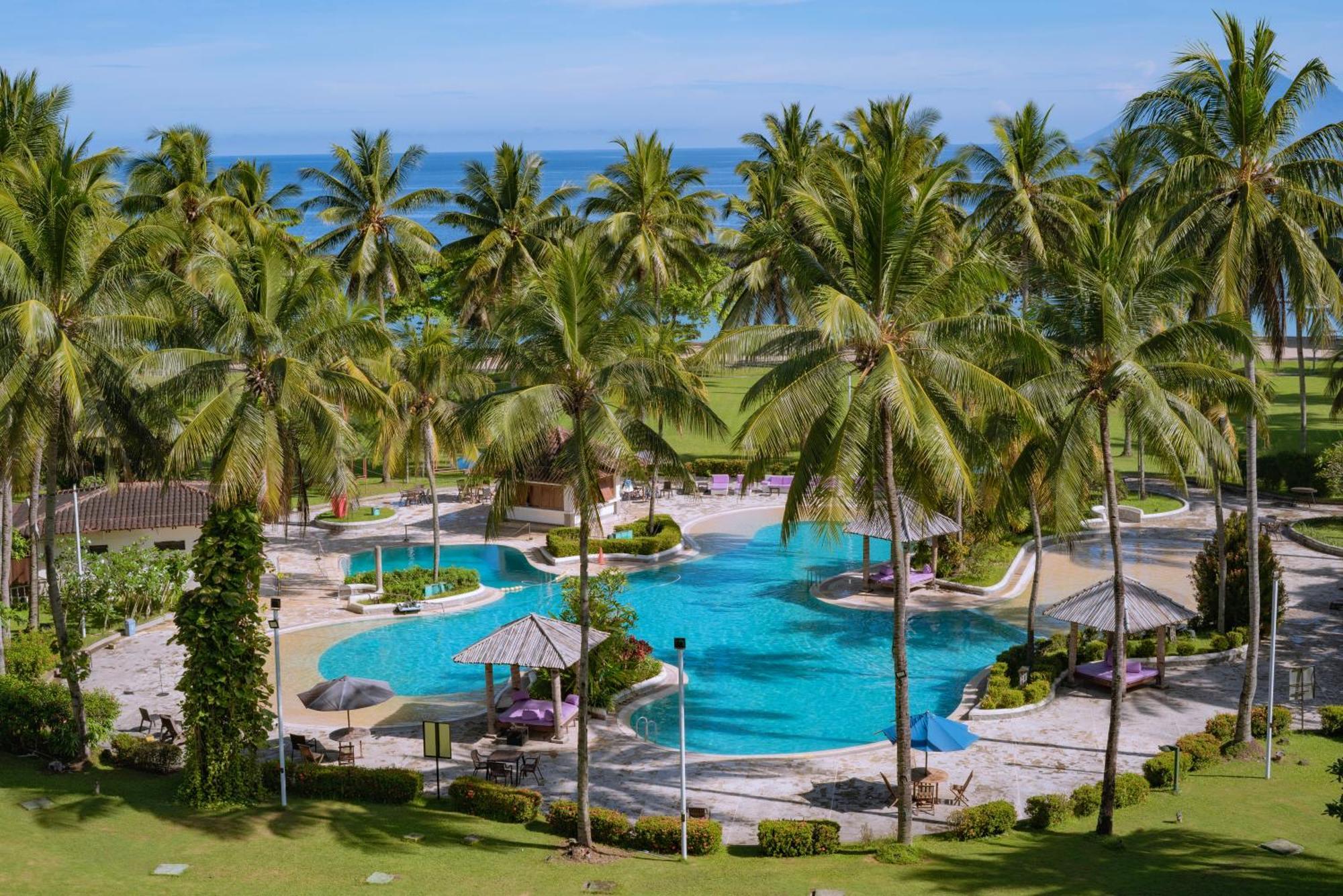 Mercure Manado Tateli Resort&Convention Esterno foto