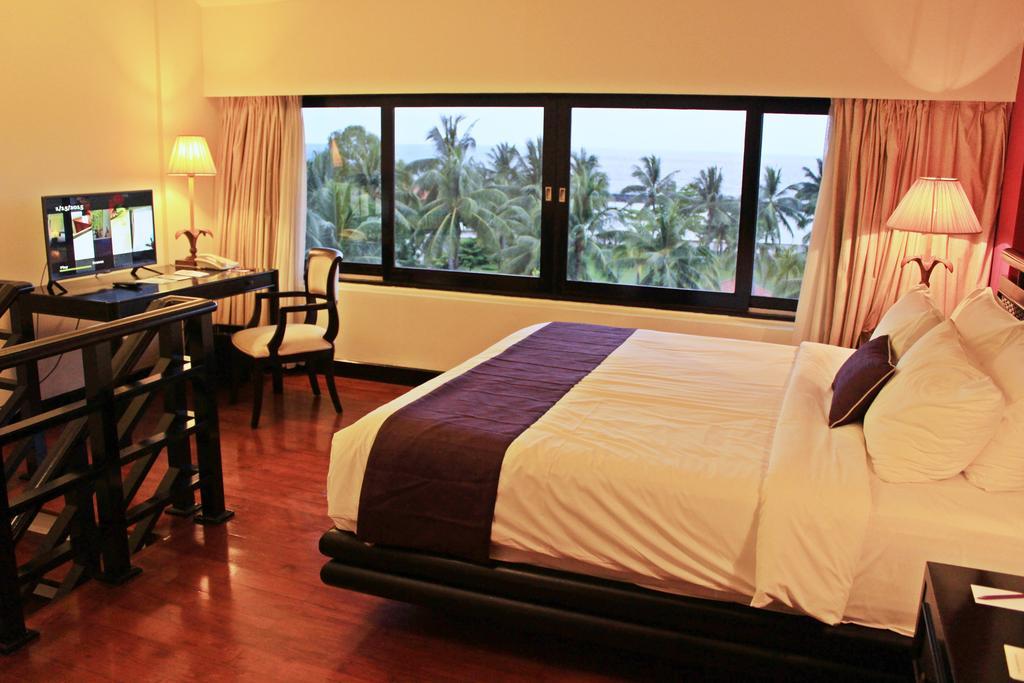 Mercure Manado Tateli Resort&Convention Esterno foto