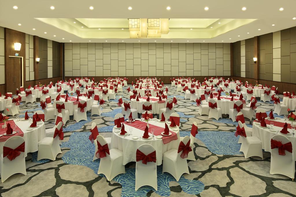 Mercure Manado Tateli Resort&Convention Esterno foto