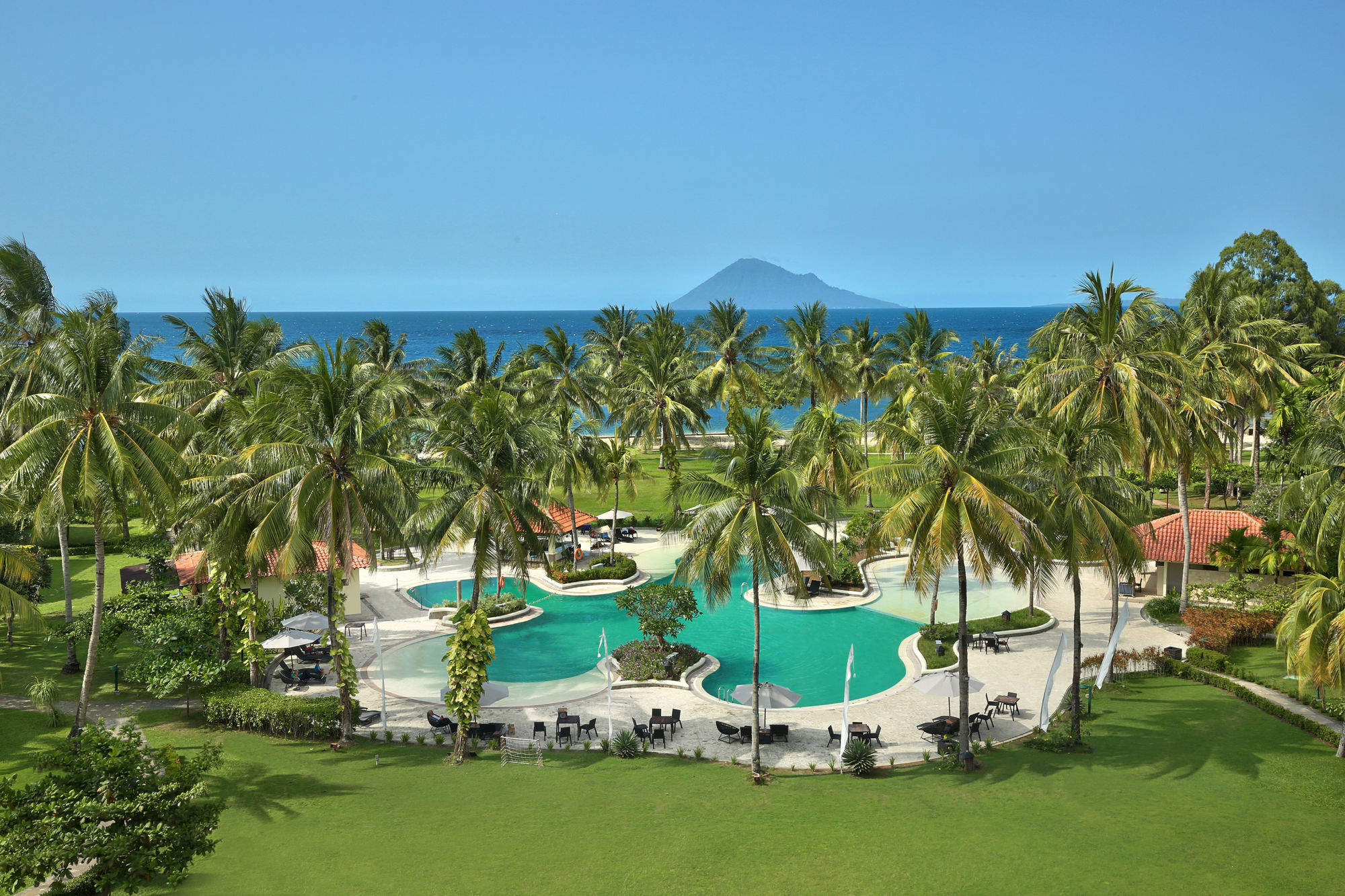 Mercure Manado Tateli Resort&Convention Esterno foto